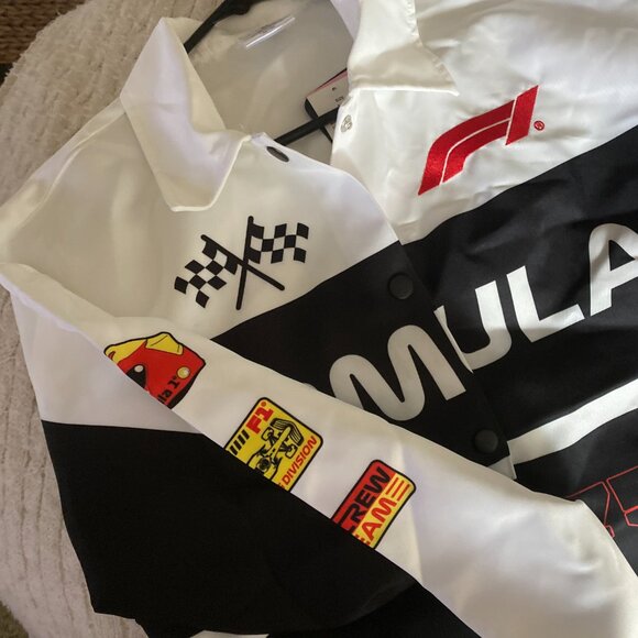~Ladies Racing F1 Signature Graphic Jacket~NWT's~XS~LAST ONE!!! - Picture 5 of 7